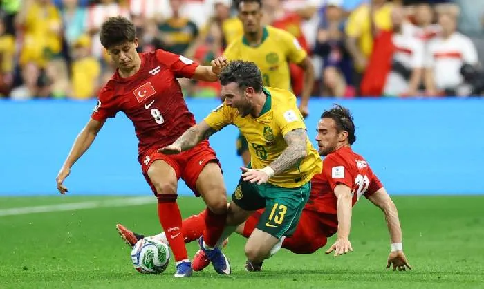 Phân tích kèo thẻ phạt trận Paraguay đối đầu Australia, 09h00 ngày 26/6
