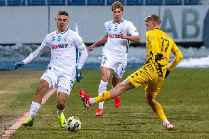 Phân tích kèo phạt góc trận Universitatea Cluj đối đầu Dynamo Kyiv, 00h30 ngày 17/07