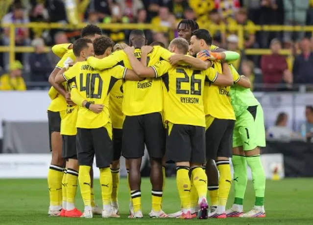Dự đoán kèo thẻ phạt trận Dortmund tiếp đón Hamburger lúc 23h30 ngày 29/08