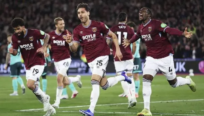 Phân tích kèo thẻ phạt trận West Ham và Portsmouth lúc 21h00 ngày 08/08: Cuộc chiến kịch tính ở khu trung tuyến