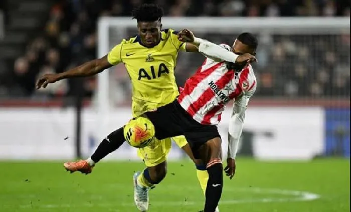 Dự đoán tỷ số trận đấu giữa Brentford và Tottenham lúc 23h30 ngày 22/08 – Ngoại hạng Anh 2026/27