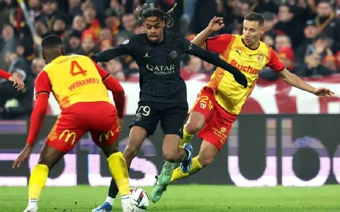 Phân tích trận đấu Lens và PSG, 01h45 ngày 17/08: Cuộc chiến giữ vững ngôi vương