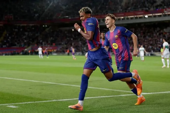 Phân tích kèo phạt góc trận Elche gặp Barcelona, 02h30 ngày 24/08