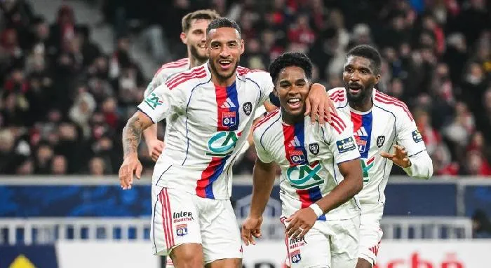 Phân tích kèo phạt góc trận Fenerbahce gặp Lyon, 02h00 ngày 19/08