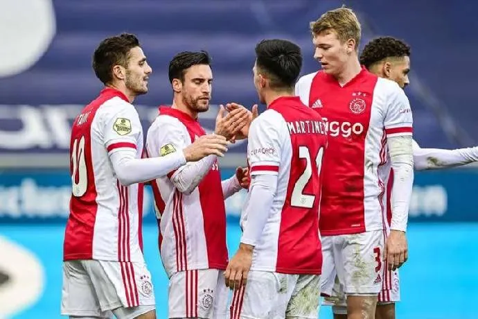 Phân tích kèo phạt góc trận PEC Zwolle đối đầu Ajax, 19h30 ngày 09/08