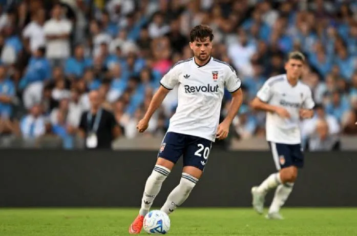 Dự đoán kèo thẻ phạt trận Genoa tiếp Como lúc 01h45 ngày 05/09