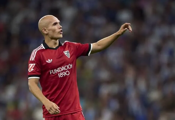 Phân tích kèo thẻ phạt trận Sevilla gặp Valencia lúc 02h00 ngày 12/09