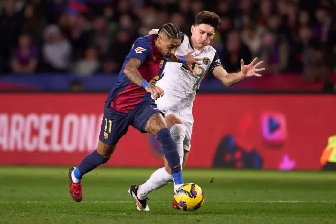 Phân tích kèo phạt góc trận Valencia gặp Barcelona, 22h00 ngày 06/09